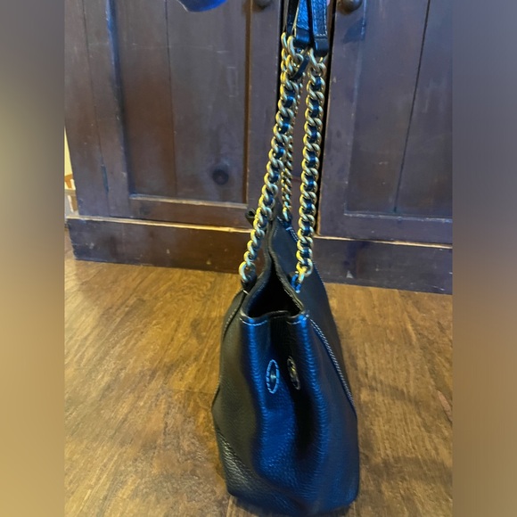 Dolce & Gabanna Leather Medium Shoulder Bag with Chain Straps - Picture 5 of 10